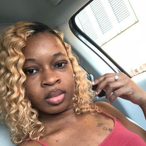 Meet your Posher, Sabrina